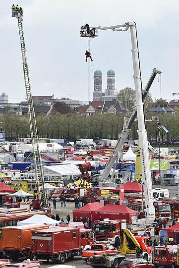 Auf der Theresienwiese präsentierten sich am Wochenende unter anderem die freiwillige Feuerwehr und andere Rettungs- sowie Hilfsorganisationen.