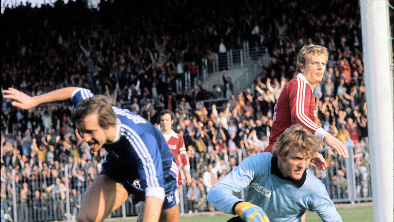Musste zur Halbzeit vier Gegentore hinnehmen: Bayern-Keeper Sepp Maier. Musste zur Halbzeit vier Gegentore hinnehmen: Bayern-Keeper Sepp Maier.