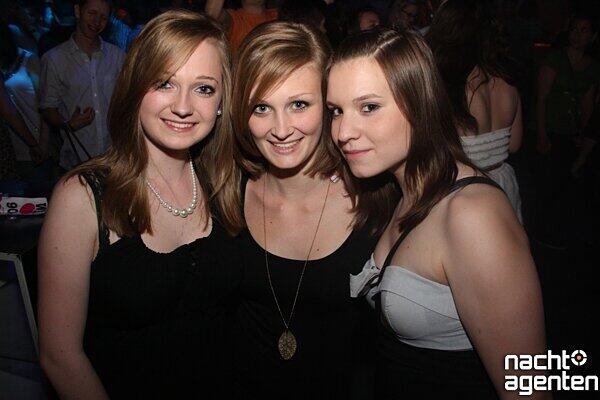 Semester Opening und alle waren gekommen in den Neuraum. Mehr Bilder unter: