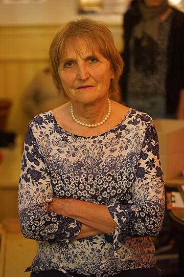 Renate Cullmann ist Teil einer Mietergemeinschaft.