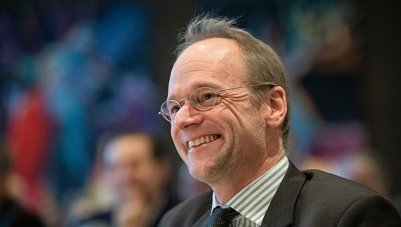Schulp&auml;dagoge Klaus Zierer kann den neuen Pr&uuml;fungsformaten in Bayern wenig abgewinnen. (Archivbild)