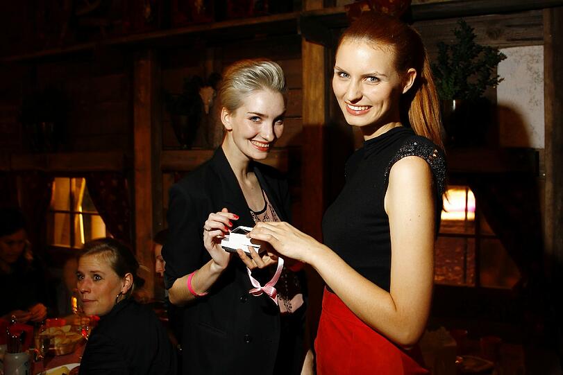 Model-Nachwuchs unter sich: Anika Scheibe ("Das perfekte Model") und Neele Hehemann ("Germany's Next Top-Model").