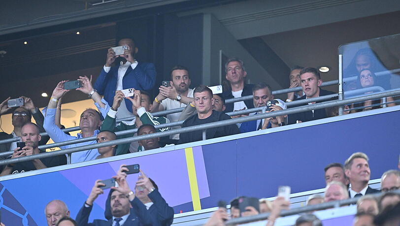 Der sechsmalige Champions-League-Gewinner Toni Kroos ist auch in der Allianz Arena. Der sechsmalige Champions-League-Gewinner Toni Kroos ist auch in der Allianz Arena.
