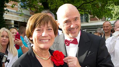 Die früheren Skirennläufer Rosi Mittermaier und Christian Neureuther. Foto: Tobias Hase/dpa/Archivbild