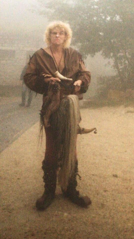 Statt grauer Haare blonde Locken unter der Narrenkappe: der junge Wandelbar. Statt grauer Haare blonde Locken unter der Narrenkappe: der junge Wandelbar.