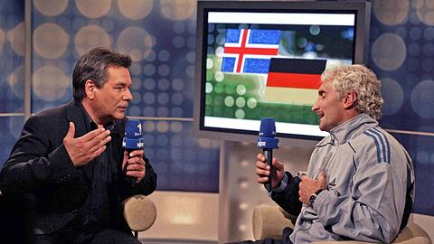 Rudi Völler, beim legendären-Weißbier-Interview mit Waldi Hartmann. Er übernahm das Amt im Jahre 2000. Nach dem Vorrunden-Aus bei der EM 2004 war Schluss für ihn. Er trat vorzeitig zurück.