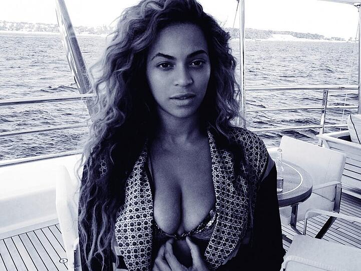 Beyoncé sorgt mit ihrem Video für Überraschung und ihrem Song für Kontroverse