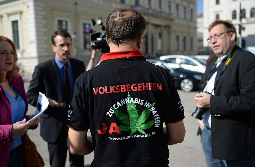 Hasch-Befürworter sammelten genügend Unterschriften für ein Volksbegehren.