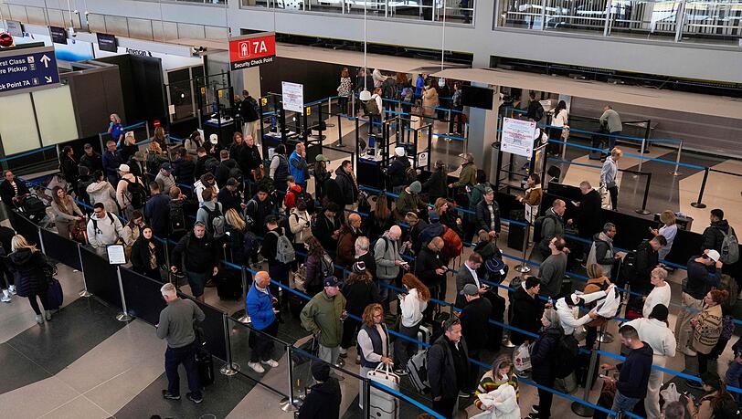 Das US-Repräsentantenhaus berät über den Regierungsstillstand.