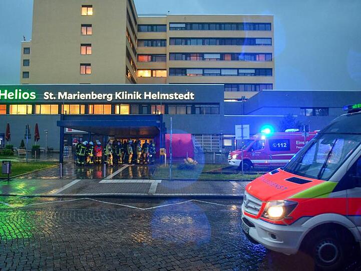 Das Krankenhaus in Helmstedt musste zum Teil wegen eines Wasserschadens evakuiert werden.