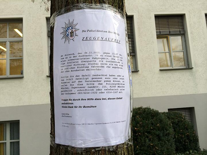 Mit diesem Zeugen-Aufruf sucht die Polizei den Täter.