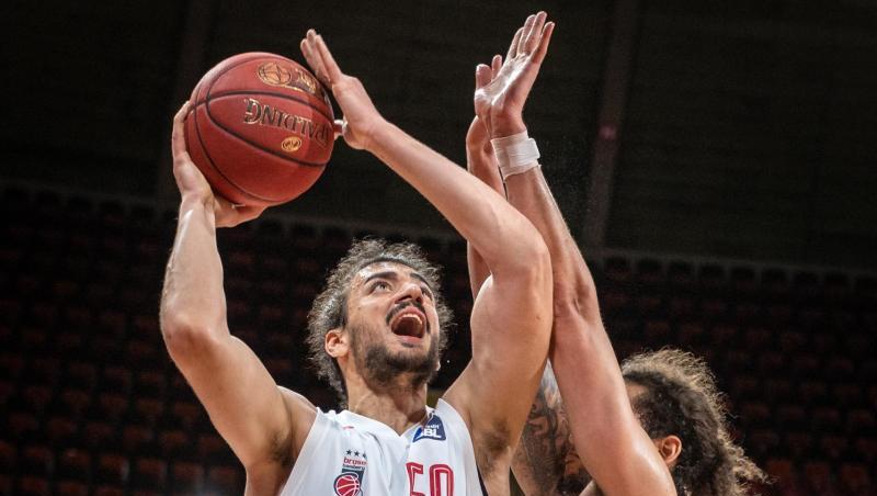 Assem Marei (l) steht mit Brose Bamberg im BBl-Viertelfinale. Assem Marei (l) steht mit Brose Bamberg im BBl-Viertelfinale.