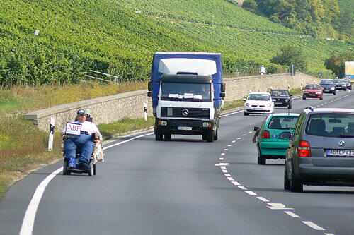 Mutig, selbstbewusst und optimistisch: Ralf Ochsler wollte allen Widrigkeiten zum Trotz 640 Kilometer von Fürth nach Brüssel fahren.