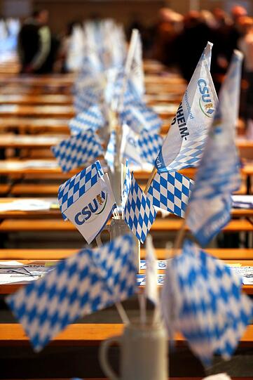Politischer Aschermittwoch der CSU in Passau - die Bilder aus der Dreiländerhalle