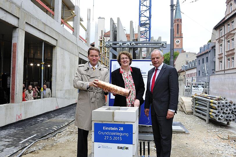 Florian Bieberbach (l.), Christine Strobl, Klaus Meisel.