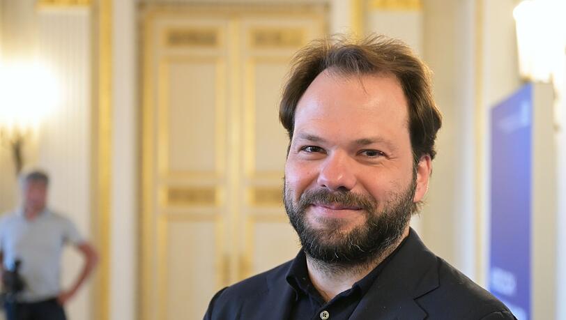 Petr Popelka startet im Herbst 2029 als Generalmusikdirektor der Bayerischen Staatsoper in München. (Archivbild) Petr Popelka startet im Herbst 2029 als Generalmusikdirektor der Bayerischen Staatsoper in München. (Archivbild)