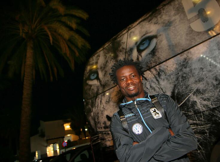 "Ich bin froh ein Löwe zu sein!" Mit diesen Worten begrüßte Anthony Annan Fans und Verantortliche des TSV 1860 in Marbella. Die ersten Bilder von seiner Ankunft im Trainingslager.