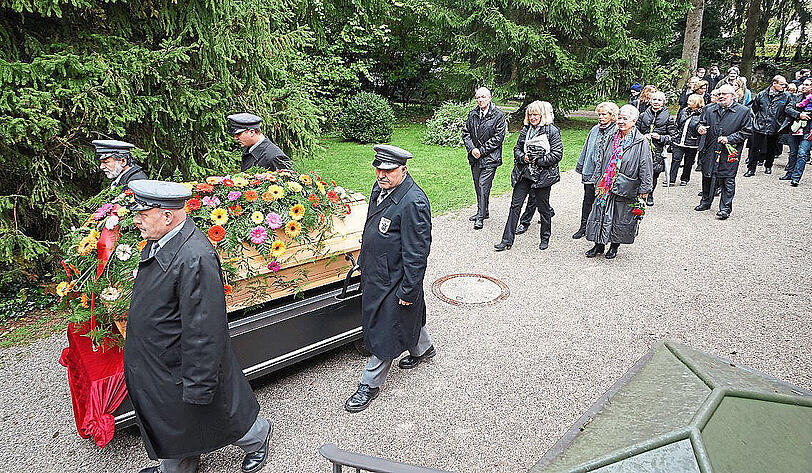 Am Mittwoch wurde Ellis Kaut beerdigt: Die Bilder!