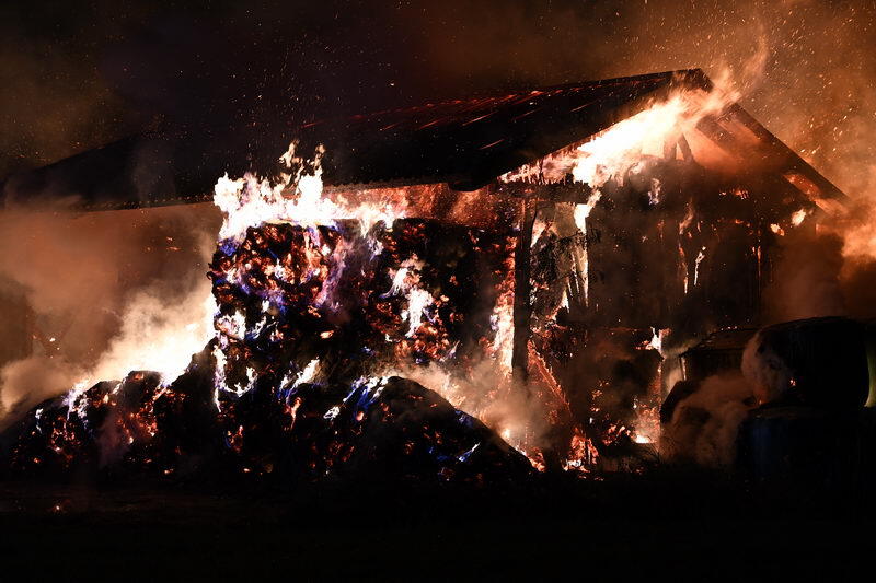 Bei dem Scheunenbrand in Grabenstätt wurde zum Glück niemand verletzt.