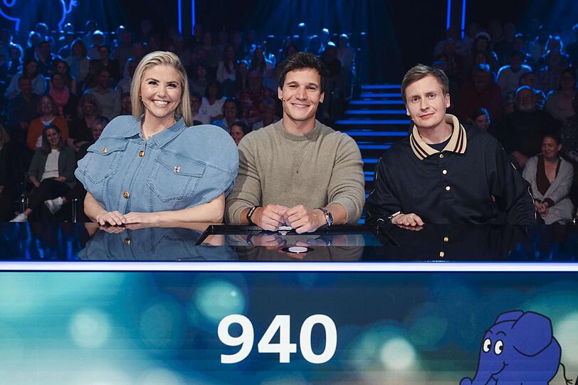 Beatrice Egli (links), Kapitän Vincent Weiss und Till Reiners können das Rennen am Ende für sich entscheiden. Beatrice Egli (links), Kapitän Vincent Weiss und Till Reiners können das Rennen am Ende für sich entscheiden.