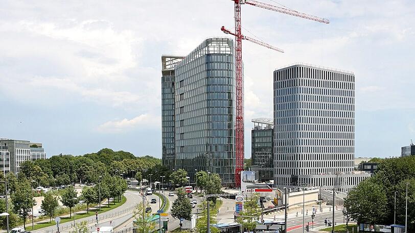Tor zur Stadt: Die Bavaria-Towers am Vogelweideplatz.