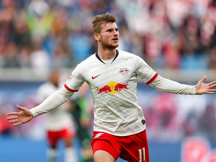 Nationalspieler Timo Werner jubelt im Trikot der Leipziger über seinen Treffern zum 1:0.