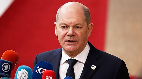 Bundeskanzler Olaf Scholz hat den Ausrüsterwechsel beim DFB nicht kommentiert.