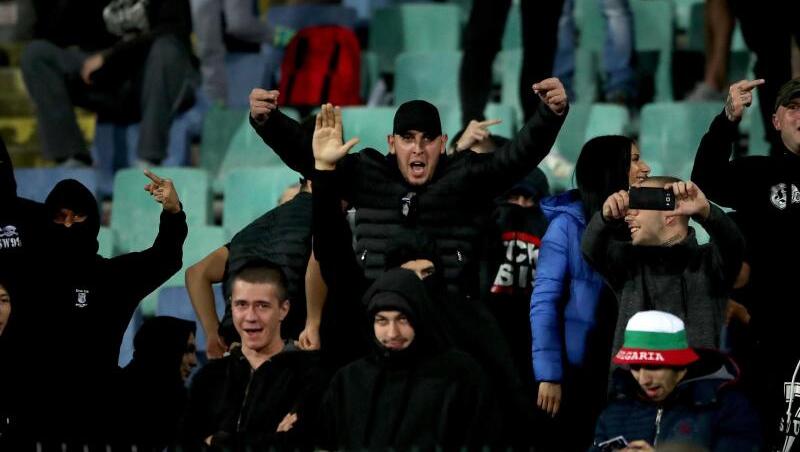 Bulgarische Fans fielen mit rassistischen Parolen auf. Bulgarische Fans fielen mit rassistischen Parolen auf.