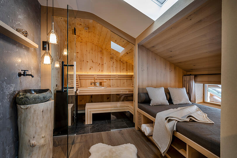 Entspannen Sie in der eigenen Sauna.