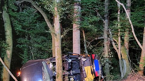 Bei den Insassen des Wagens handelte es sich um zwei Ehepaare.