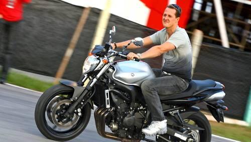 Will wieder Motorrad-Rennen fahren: Michael Schumacher. Will wieder Motorrad-Rennen fahren: Michael Schumacher.