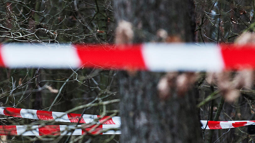 Zu den Hintergründen der Tötung will die Kriminalpolizeiinspektion Schwabach am Dienstag bei einer Pressekonferenz weitere Informationen geben. (Symbolfoto)