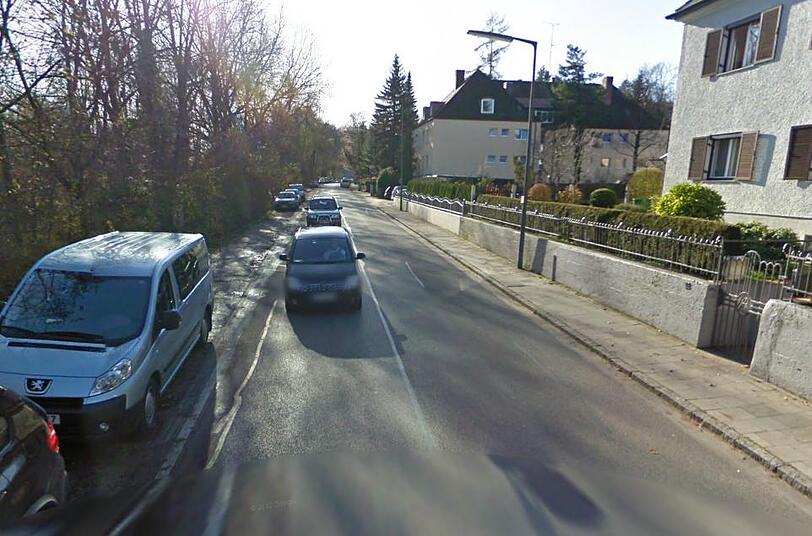 Eine Fußgängerampel wird für die Maria-Einsiedel-Straße gefordert.