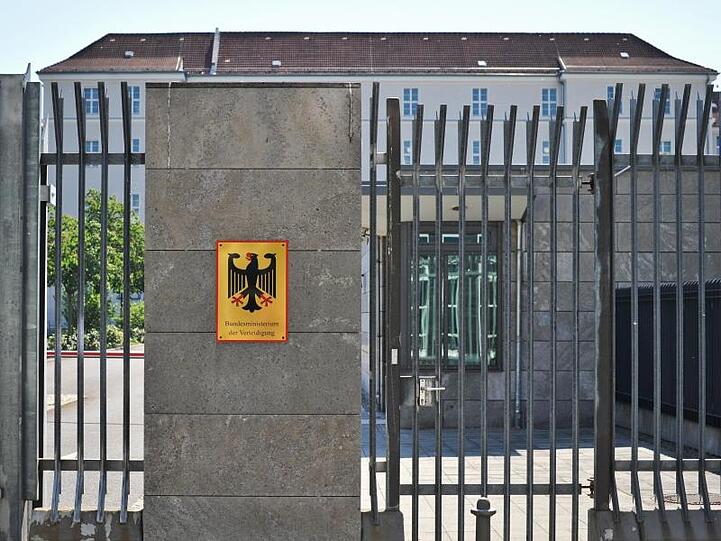 Die Opposition fordert: "Externe Berater müssen raus aus den Ministerien."