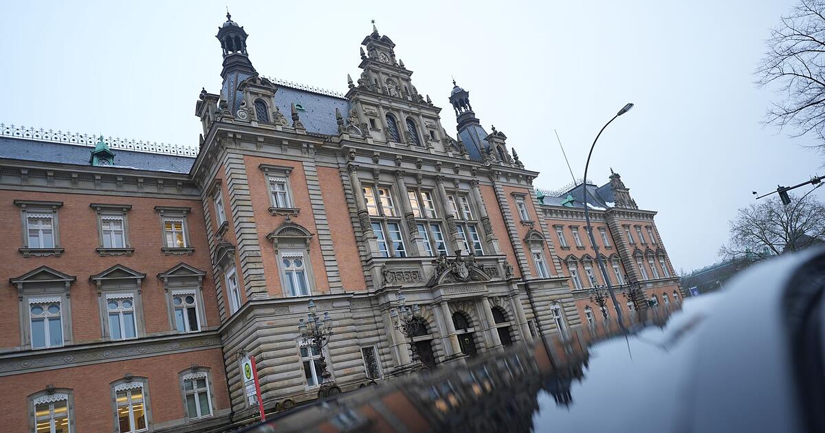 Prozess-gegen-rechtsextreme-Terrorgruppe-beginnt-am-5-M-rz