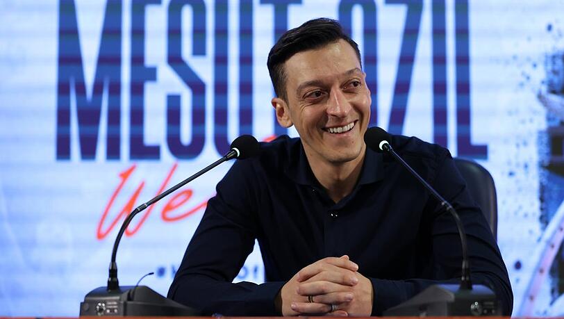Mesut &Ouml;zil ist jetzt dreifacher M&auml;dchen-Vater.