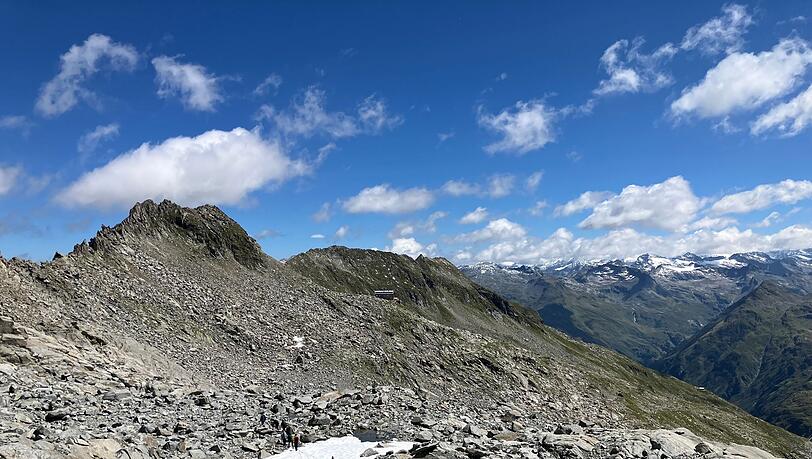 Das Unglück ereignete sich in der Venedigergruppe, einer Gebirgsgruppe in Tirol. (Symbolbild) Das Unglück ereignete sich in der Venedigergruppe, einer Gebirgsgruppe in Tirol. (Symbolbild)
