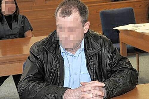 Der wegen sexuellen Missbrauchs angeklagte Rainer O. (52) schob dem damals 10-jährigen Mädchen die Schuld zu.