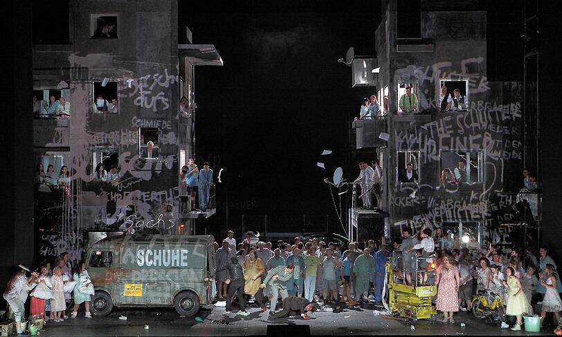 Richard Wagners "Die Meistersinger von Nürnberg" in der Inszenierung von David Bösch im Nationaltheater.