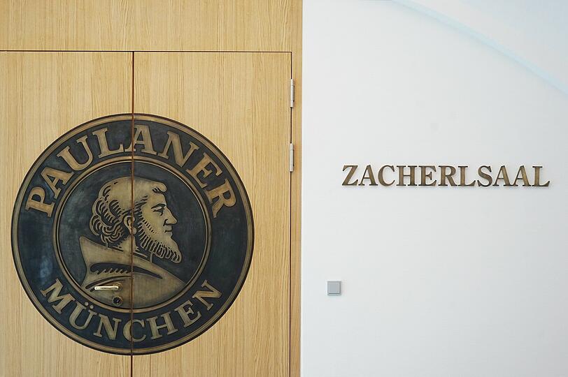 Weitere Bilder von der neuen Pazulaner-Verwaltung in der Ohlmüllerstraße.