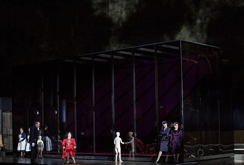 "Elektra" von Richard Strauss in der Salzburger Felsenreitschule.