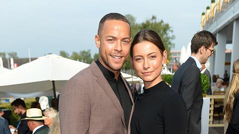 Andrej Mangold und Freundin Jennifer Lange haben sich seit ihrem TV-Eklat im RTL-Sommerhaus aus der Öffentlichkeit zurück gezogen. Werden sie in der Wiedersehens-Show dabei sein? (Archivbild)