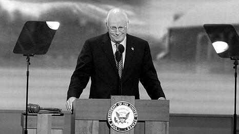 Dick Cheney diente unter George W. Bush acht Jahre lang als Vizepräsident der USA.