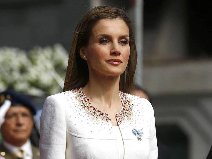 Abwesender, melancholischer Blick: Letizia von Spanien bei der Krönung ihres Mannes Felipe