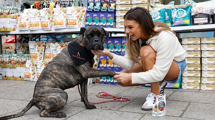 Laura Wontorra hat einmal mehr ihr großes Herz für Tiere bewiesen.