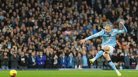 Erling Haaland vergab einen Strafsto&szlig;, erzielte aber die F&uuml;hrung f&uuml;r Manchester City.