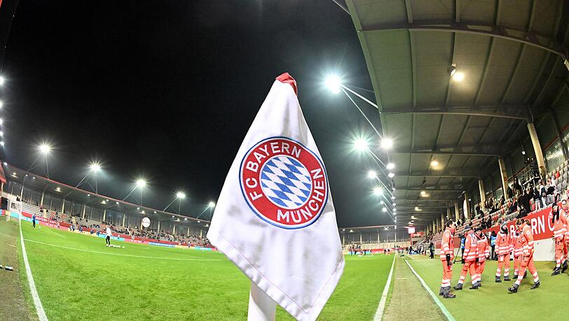 Der FC Bayern hat Nachwuchsspieler Licina nach Turin abgegeben. (Symbolbild) Der FC Bayern hat Nachwuchsspieler Licina nach Turin abgegeben. (Symbolbild)