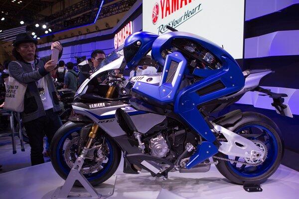 Kann diese Yamaha nur vom Roboter gezähmt werden?
