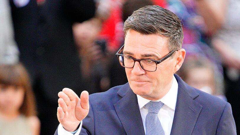 Andy Burnham hat das Kabinett neu aufgestellt. Andy Burnham hat das Kabinett neu aufgestellt.