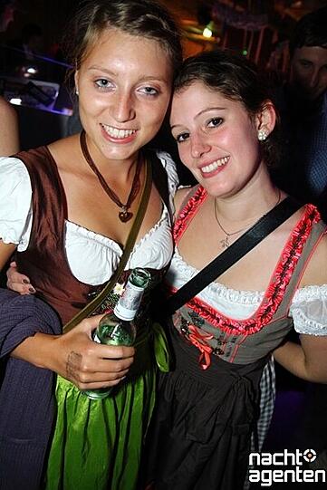 16 Tage Wies&rsquo;n - 16 Tage neuraum am Montag. Mehr Bilder unter: